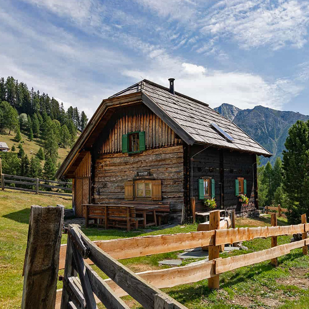 Holzhütte